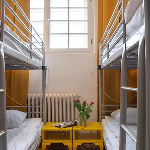 New World St And Private Hostel Warszawa